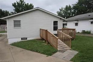 288 E Cassell Ave, Barberton, OH 44203 - Photo 15