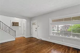 9809 Hilgert Dr, Loveland, OH 44104 - Photo 5