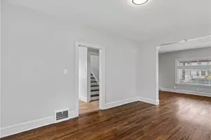 9809 Hilgert Dr, Loveland, OH 44104 - Photo 9