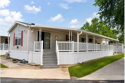 1763 NE Catawba Road #206, Port Clinton, OH 43452 - Photo 1