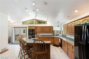 511 Milton Ave, Wilmot, OH 44608 - Photo 5
