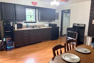 75 5th St, Campbell, OH 44405 - Photo 3
