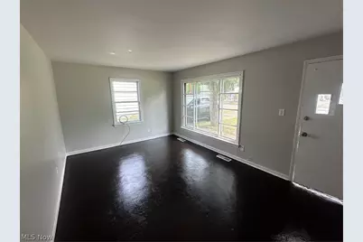 12510 Summerland Avenue, Loveland, OH 44111 - Photo 7