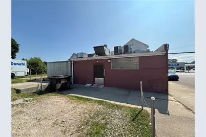 180 Wooster Road N, Barberton, OH 44203 - Photo 3