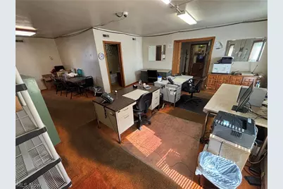 180 Wooster Road N, Barberton, OH 44203 - Photo 27