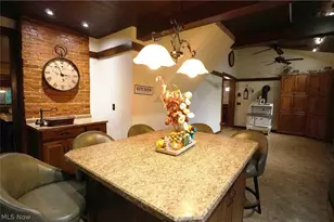 1071 Allgyer Rd SE, Gnadenhutten, OH 44629 - Photo 11