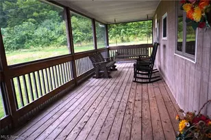 1071 Allgyer Rd SE, Gnadenhutten, OH 44629 - Photo 17