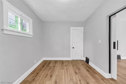 2209 Hood Avenue #2/UP, Loveland, OH 44109 - Photo 5