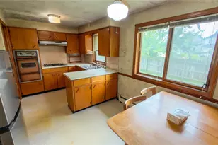 919 W 23rd St, Lorain, OH 44052 - Photo 9