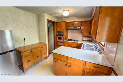 919 W 23rd Street, Lorain, OH 44052 - Photo 11