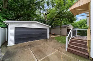 2029 Elbur Ave, Oakwood, OH 44107 - Photo 37