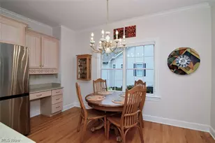 8205 Knolls Way, Chagrin Falls, OH 44023 - Photo 9