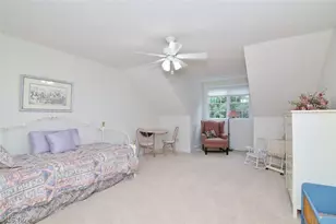 8205 Knolls Way, Chagrin Falls, OH 44023 - Photo 27