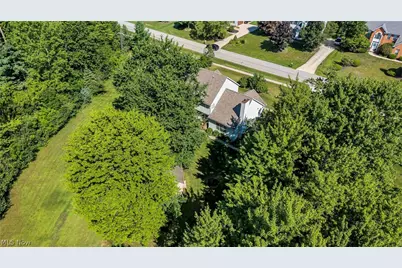 1127 Fireside Trail, Grandview Heights, OH 44147 - Photo 47