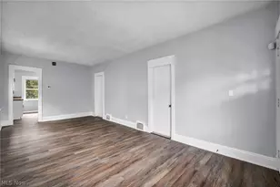 13805 Chapelside Ave, Loveland, OH 44120 - Photo 7