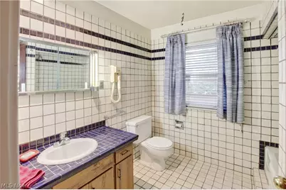 16317 Clifton Boulevard, Oakwood, OH 44107 - Photo 19