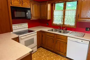 8311 S Elyria Rd, Shreve, OH 44676 - Photo 5