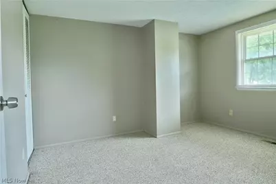 1382 Northfield, Mineral Ridge, OH 44440 - Photo 29