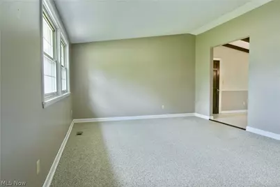 1382 Northfield, Mineral Ridge, OH 44440 - Photo 3