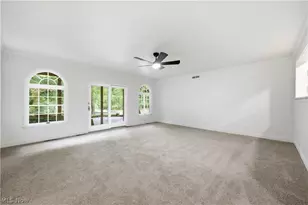 5683 Chestnut-Ridge Rd, Hubbard, OH 44425 - Photo 9
