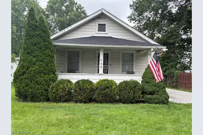 648 Crown Avenue, Ravenna, OH 44266 - Photo 1