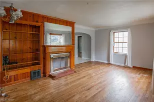 1410 Schneider St NE, Canton, OH 44721 - Photo 3