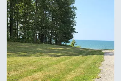 4927 Lake Road, Geneva on the Lake, OH 44041 - Photo 5