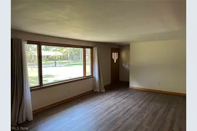 4384 Parkdale Avenue NW, Canton, OH 44718 - Photo 5