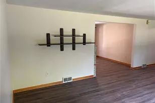 4384 Parkdale Ave NW, Canton, OH 44718 - Photo 7