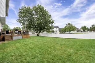 4202 Western Reserve Dr, Brunswick, OH 44212 - Photo 7