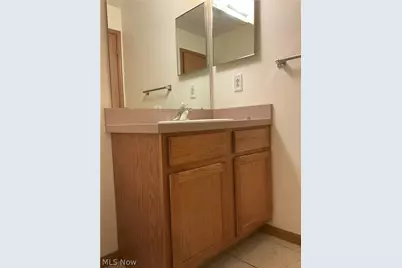 523 Broadway Avenue, Youngstown, OH 44510 - Photo 13