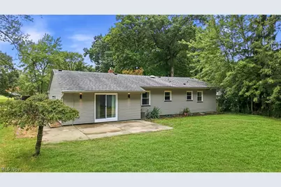 4258 Staatz Drive, Youngstown, OH 44511 - Photo 7