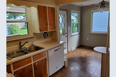 2562 3rd Street, Cuyahoga Falls, OH 44221 - Photo 7