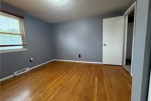 24881 Ridgeline Dr, Huber Heights, OH 44146 - Photo 11