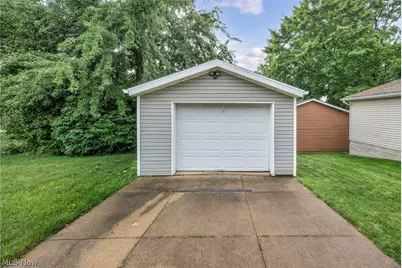 261 Fairmount Avenue, Barberton, OH 44203 - Photo 25