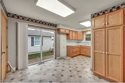 261 Fairmount Avenue, Barberton, OH 44203 - Photo 5