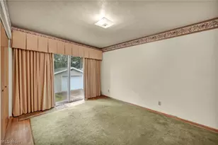 261 Fairmount Ave, Barberton, OH 44203 - Photo 11