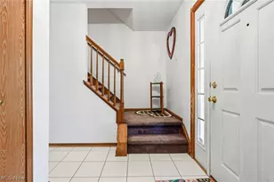 5066 Creekside Blvd, Brunswick Hills, OH 44212 - Photo 3