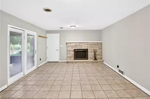 1124 Blueberry Hill Dr, Brunswick, OH 44212 - Photo 27