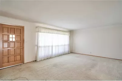 29581 Robert Street, Wickliffe, OH 44092 - Photo 7