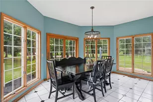 46787 Middle Ridge Rd, Amherst, OH 44001 - Photo 11