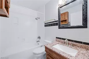 378 Dehoff Dr, Youngstown, OH 44515 - Photo 21