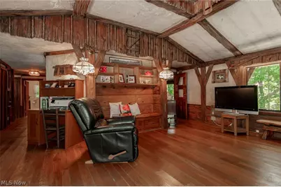 37075 Skyline Drive, Willoughby Hills, OH 44094 - Photo 11