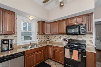 1374 Cranford Avenue, Oakwood, OH 44107 - Photo 15
