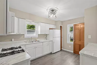 4403 W 57th Street, Loveland, OH 44144 - Photo 9