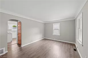 4403 W 57th St, Loveland, OH 44144 - Photo 7