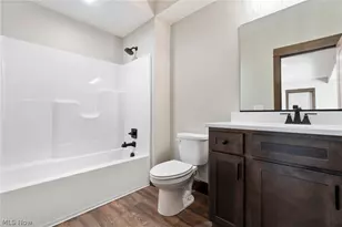 1117 Queen Anne Dr NW, Massillon, OH 44647 - Photo 35