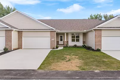 1117 Queen Anne Drive NW, Massillon, OH 44647 - Photo 5