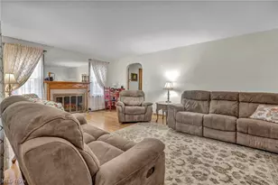 514 Everhard Rd SW, North Canton, OH 44709 - Photo 3