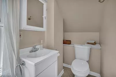 514 Everhard Road SW, North Canton, OH 44709 - Photo 11